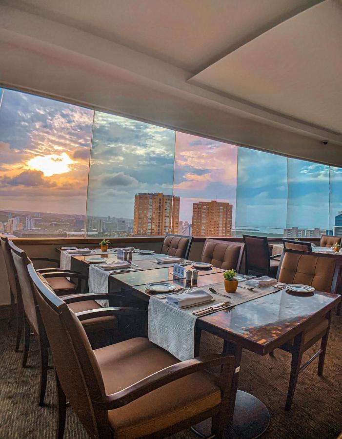 Hotel Dann Carlton Barranquilla Y Centro De Convenciones Екстериор снимка The View